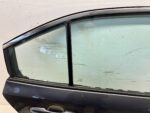 COROLLA E21 SEDAN DRZWI TYLNE PRAWE PRAWY TYŁ KOMPLETNE 1G3 - obrazek 4