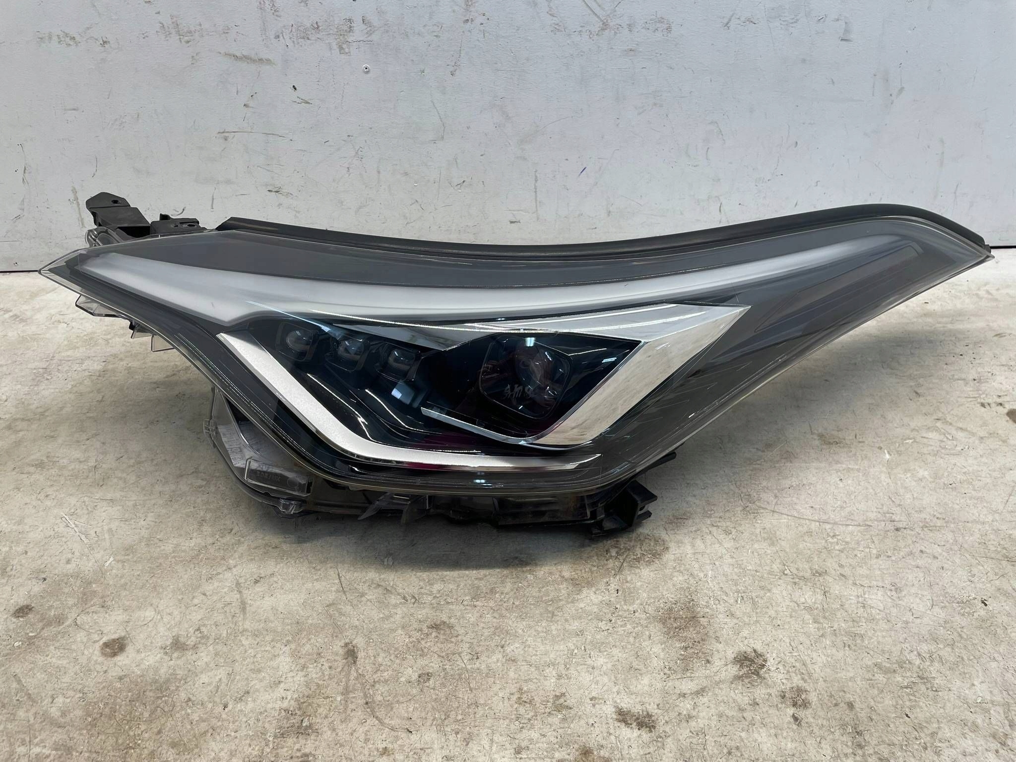 allegro-00e1a93cb25aaf4d7bd33525 C-HR CHR I LIFT LAMPA PRZEDNIA LEWA LEWY PRZÓD FULL LED Z MODUŁEM RYSKI - obrazek 1