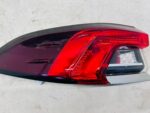 COROLLA E21 SEDAN LAMPA TYLNA LEWA LEWY TYŁ ZWYKŁA ŻARÓWKA USZK. - obrazek 3