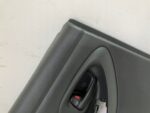 YARIS IV BOCZEK TAPICERKA DRZWI TYLNYCH LEWY TYŁ CZARNA PLASTIK ELEKTRYKA - obrazek 3