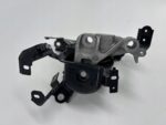 CHR C-HR II 2.0 PHEV ŁAPA PODUSZKA SILNIKA PRAWA 12305-F2140 S4 - obrazek 3
