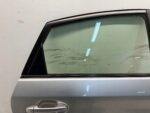 PRIUS III DRZWI TYLNE PRAWY TYŁ KOMPLETNE 1F7 RYSY PRZYTARTE - obrazek 4