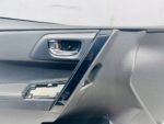 AURIS II LIFT BOCZEK TAPICERKA DRZWI PRZEDNICH LEWYCH LEWY PRZÓD SKÓRA - obrazek 4