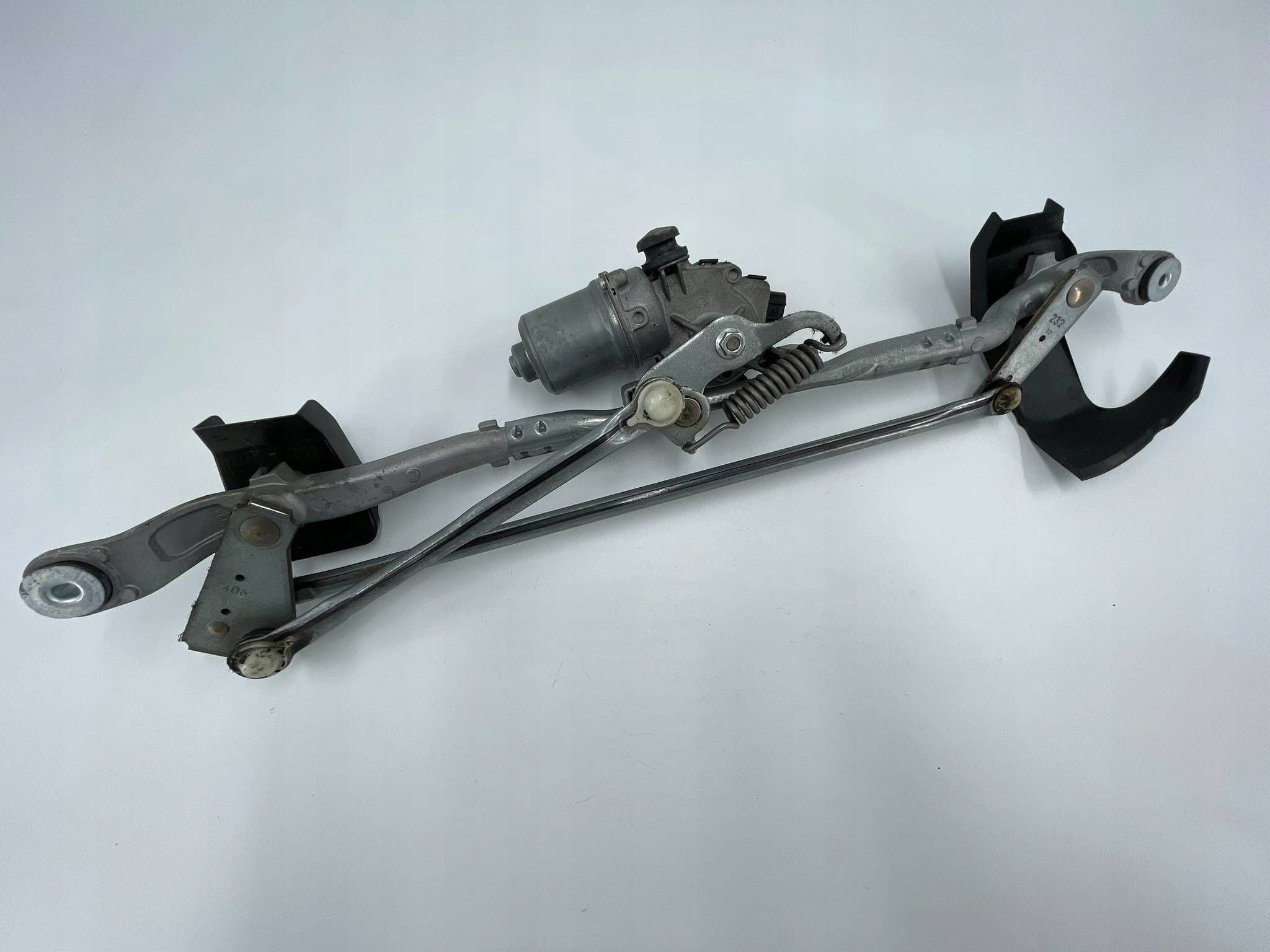 allegro-056559f8df1eb645c15bb57e RAV4 V MECHANIZM WYCIERACZEK SZYBY PRZEDNIEJ CZOŁOWEJ EUROPA 85110-42270 - obrazek 1