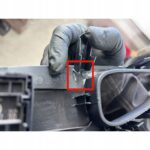 COROLLA E21 PRZYCISK PRZEŁĄCZNIK SZYBY DRZWI TYLNYCH LEWY TYŁ 74272-02820 - obrazek 9
