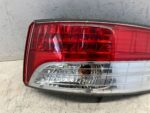 AVENSIS T27 SEDAN LAMPA TYLNA PRAWA PRAWY TYŁ - obrazek 3