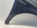 PRIUS III BŁOTNIK PRZEDNI PRAWY PRZÓD 8V1 RYSY WKRĘT - obrazek 2