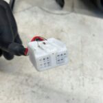 YARIS IV LUSTERKO ZEWNĘTRZNE DRZWI PRZEDNICH PRAWY PRZÓD 8PIN 209 RYSY - obrazek 8