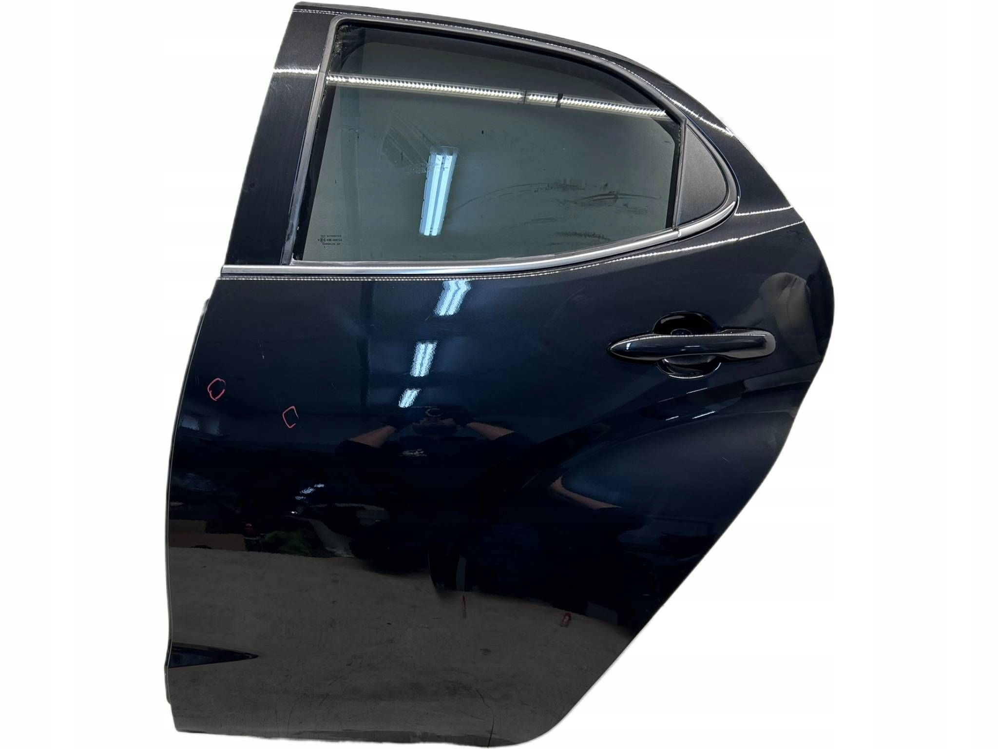 allegro-15c17d4e124810a1312bd391 YARIS IV KOMPLETNE DRZWI TYLNE LEWE LEWY TYŁ 209 CHROM DOŁKI - obrazek 1