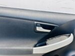 PRIUS III LIFT BOCZEK TAPICERKA DRZWI PRZEDNICH LEWYCH LEWY PRZÓD BEZ JBL - obrazek 3