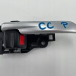 COROLLA CROSS KLAMKA WEWNĘTRZNA DRZWI PRAWA PRZÓD TYŁ 69273-33060