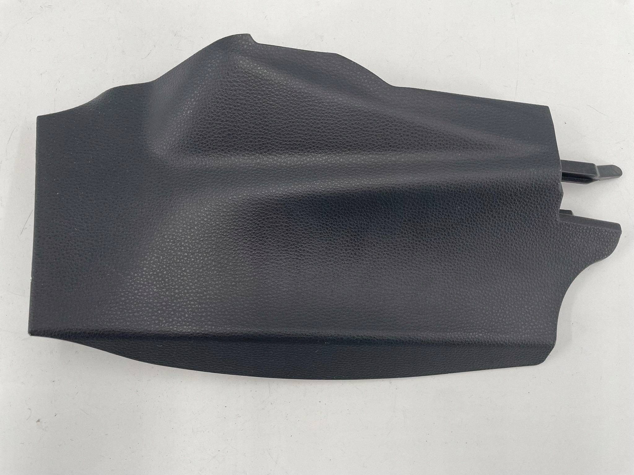 allegro-1a72fee9dfd2de2bcc84da93 COROLLA E21 OSŁONA BOCZNA TUNELU ZAKOŃCZENIE PRAWA PRAWE 58817-02370 - obrazek 1