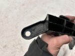 RAV4 V ŚLIZG MOCOWANIE ZDERZAKA TYLNEGO PRAWY TYŁ POD LAMPE - obrazek 9