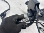 PRIUS IV LIFT WIĄZKA INSTALACJA NA SILNIK 82121-47310-B - obrazek 10