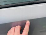 COROLLA E21 SEDAN DRZWI TYLNE LEWY TYŁ KOMPLETNE 1F7 RYSY - obrazek 6