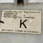 AVENSIS T27 KOMBI ZBIORNIK ZBIORNICZEK SPRYSKIWACZY KOMPLETNY - obrazek 6
