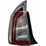 PRIUS III LIFT LAMPA TYLNA LEWY TYŁ USZKODZONA ANGLIK UK