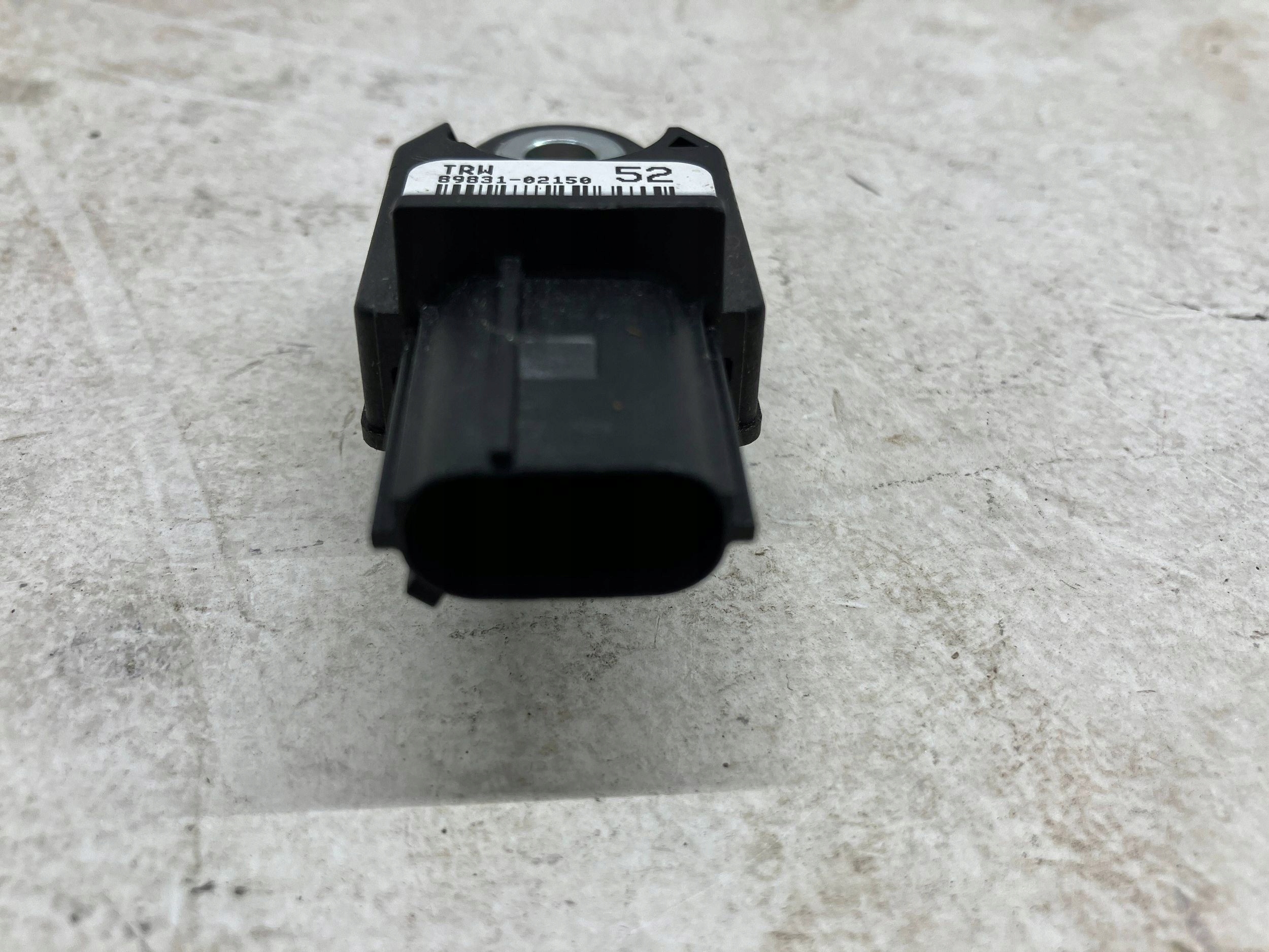 allegro-2a7be4280e467e7a13a5d66d AVENSIS T27 CZUJNIK UDERZENIOWY 4 PIN 89831-02150 52 - obrazek 1