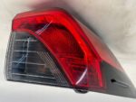 RAV4 V LAMPA TYLNA PRAWA PRAWY TYŁ KOMPLETNA BEZ ZAŚLEPKI - obrazek 3