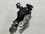 YARIS IV 1.5 HYBRYDA ŁAPA PODUSZKA SILNIKA PRAWA K3 - obrazek 2
