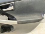 PRIUS III LIFT BOCZEK TAPICERKA DRZWI PRZEDNICH PRAWY PRZÓD JBL - obrazek 4