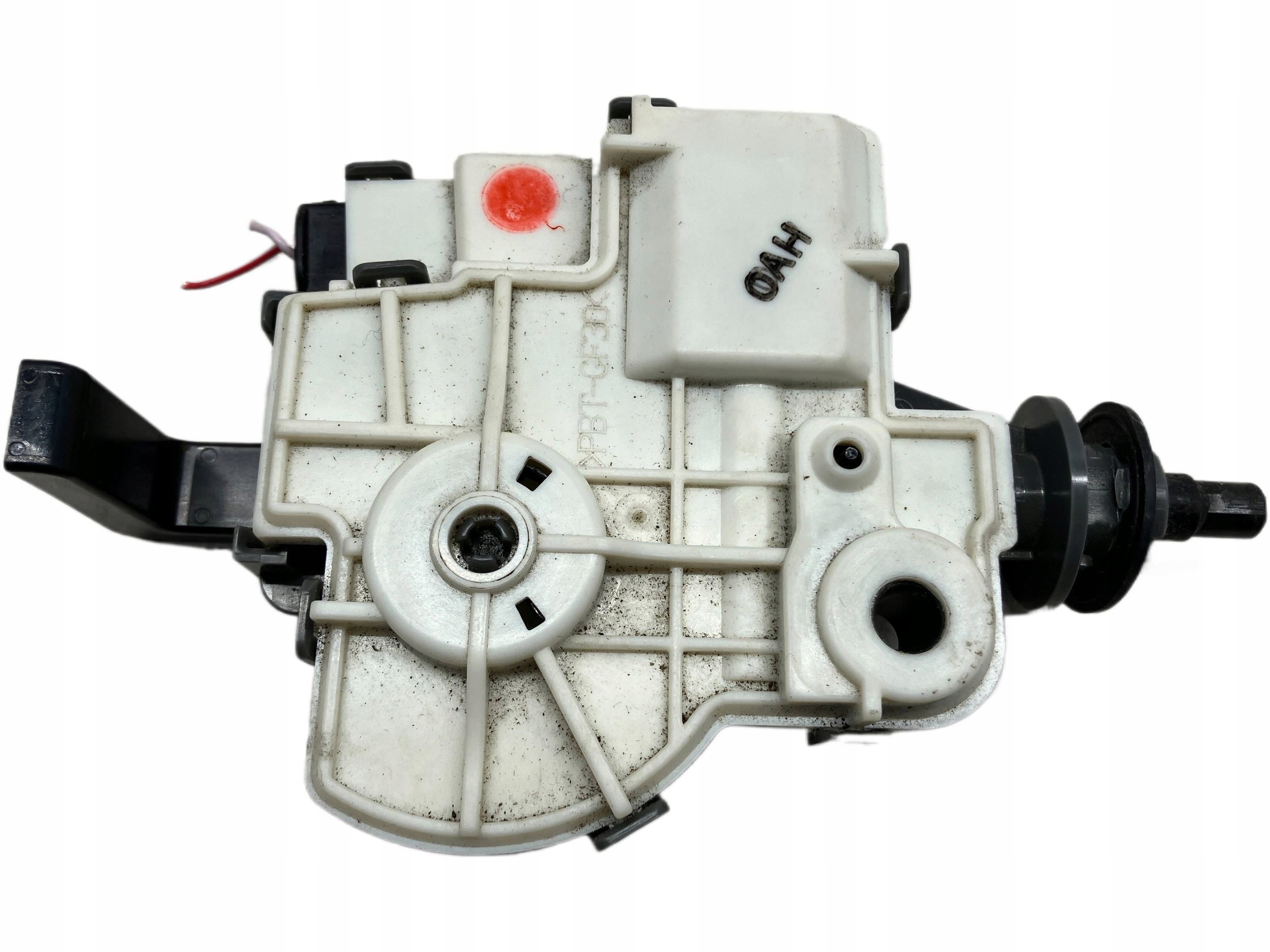 allegro-33126bff92380b3b24886067 RAV4 V MECHANIZM SIŁOWNIK OTWIERANIA KLAPKI WLEWU PALIWA - obrazek 1