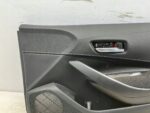 COROLLA E21 LIFT BOCZEK TAPICERKA DRZWI PRZEDNICH PRAWYCH PRAWY PRZÓD (2) - obrazek 2