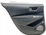COROLLA E21 LIFT SEDAN BOCZEK TAPICERKA DRZWI TYLNYCH LEWYCH LEWY TYŁ MATER