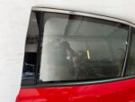 COROLLA E21 HATCHBACK DRZWI TYLNE LEWY TYŁ 3U5 2SZ - obrazek 3