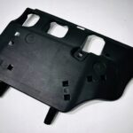 COROLLA E21 OSŁONA DOLNA DESKI KONSOLI POD NOGI PRAWA 55607-02310