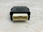 AURIS II MODUŁ STEROWNIK AUTOMATYCZNYCH WYCIERACZEK SZYBY PRZÓD 85940-02060 - obrazek 3