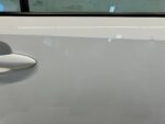COROLLA E21 SEDAN DRZWI TYLNE PRAWY TYŁ KOMPLETNE 040 WGNIOT - obrazek 7
