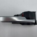 COROLLA E21 KLAMKA WEWNĘTRZNA DRZWI PRZÓD TYŁ PRAWA 69273-02200