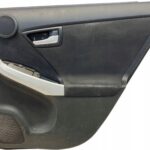 PRIUS III LIFT BOCZEK TAPICERKA DRZWI TYLNYCH PRAWY TYŁ JBL