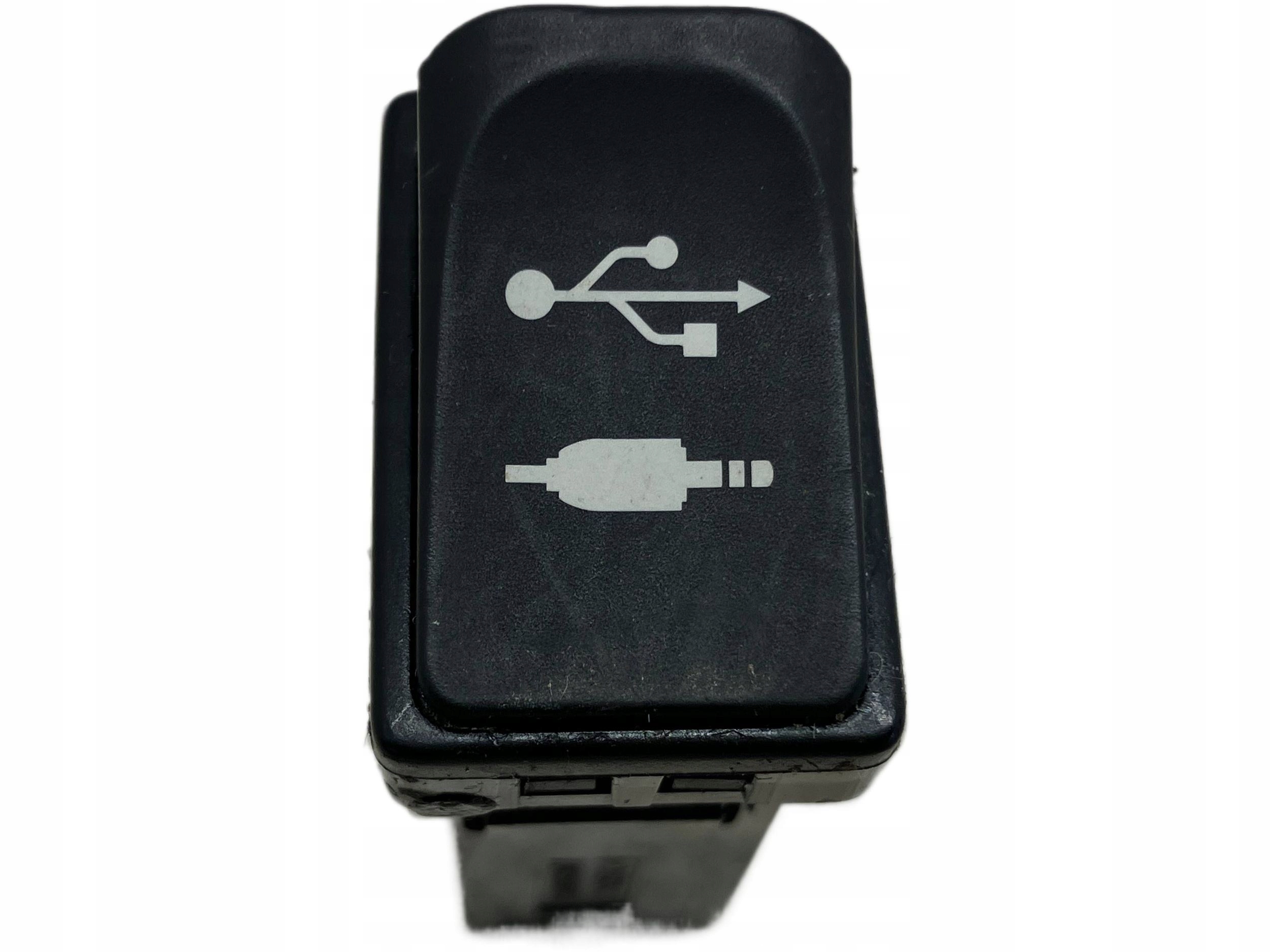 allegro-4a797cc18d1797207f142338 PRIUS III GNIAZDO ZŁĄCZE USB AUX - obrazek 1