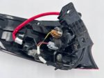 COROLLA E21 LIFT KOMBI LAMPA TYLNA PRAWA PRAWY TYŁ ŻARÓWKI BEZ ZAŚLEPKI KPL - obrazek 8