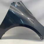 COROLLA E21 KOMBI HATCHBACK BŁOTNIK PRZEDNI PRAWY PRZÓD 1G3 53801-02210
