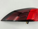 COROLLA E21 SEDAN LAMPA TYLNA LEWA LEWY TYŁ KOMPLETNA USZKODZONA ZAŚLEPKA - obrazek 4