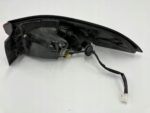COROLLA E21 SEDAN LAMPA TYLNA LEWA LEWY TYŁ KOMPLETNA USZKODZONA ZAŚLEPKA - obrazek 7