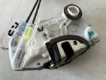 COROLLA E21 ZAMEK DRZWI PRAWY PRZÓD 4 PIN - obrazek 3