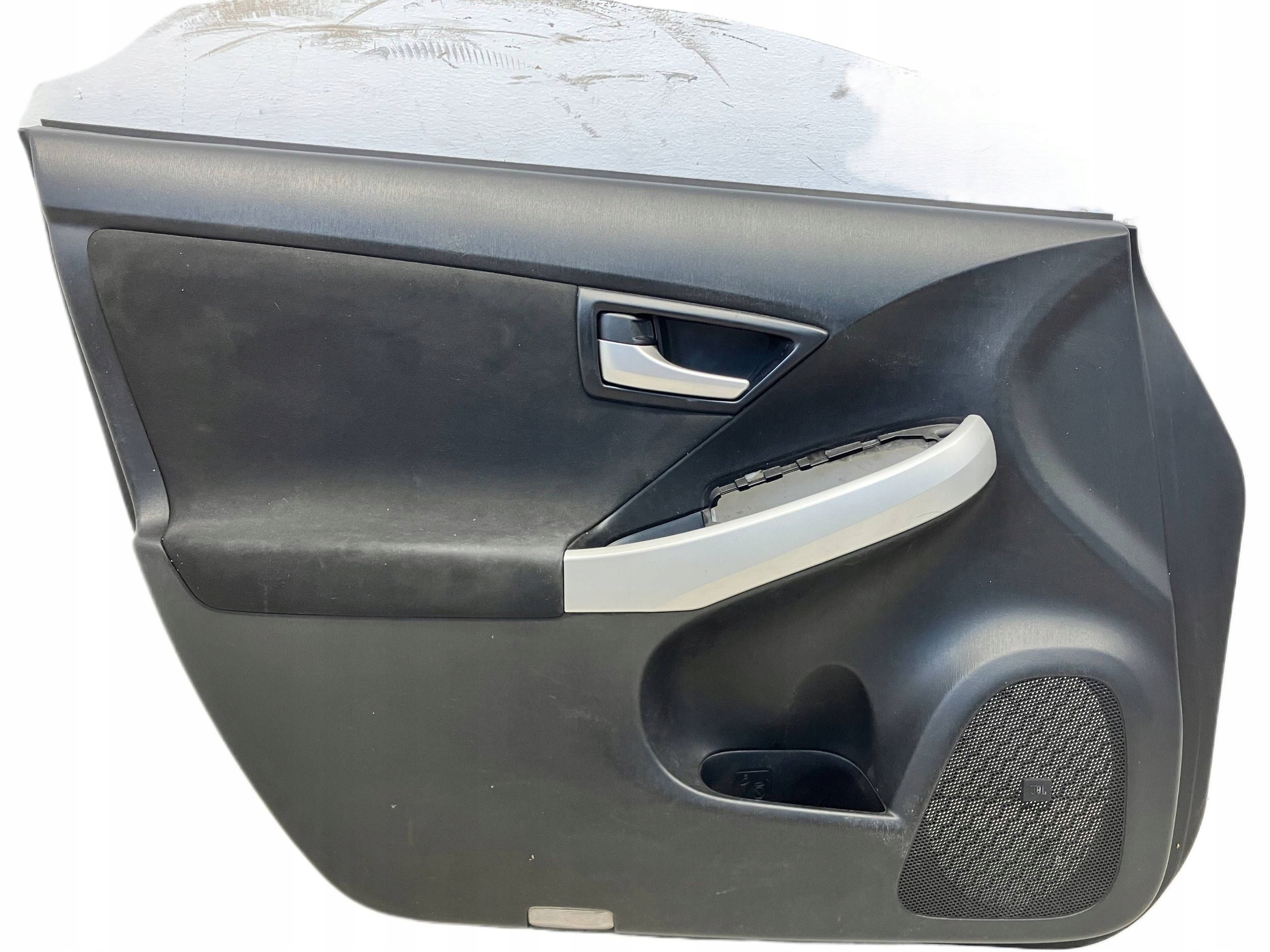 allegro-54ef08f408ae56179871ed43 PRIUS III LIFT BOCZEK TAPICERKA DRZWI PRZEDNICH LEWY PRZÓD JBL - obrazek 1