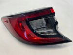 COROLLA E21 LIFT HATCHBACK HB LAMPA TYLNA LEWA LEWY TYŁ RYSKI