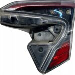 CHR C-HR I LAMPA TYLNA PRAWY TYŁ W KLAPE LED 81580-F4021
