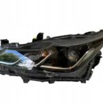 COROLLA E21 LIFT SEDAN LAMPA PRZEDNIA LEWA LEWY PRZÓD ZWYKŁA LED KOMPLETNA