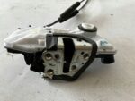 COROLLA E21 ZAMEK DRZWI PRAWY PRZÓD 4 PIN - obrazek 4