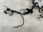 RAV4 V HYBRYDA WIĄZKA INSTALACJA POD DESKE ROZDZIELCZĄ KONSOLE - obrazek 2