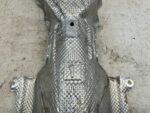YARIS IV MAZDA 2 HYBYRDA OSŁONA TERMICZNA KATALIZATORA RURY WYDECHOWEJ (1) - obrazek 4