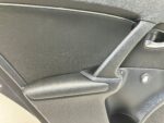 AVENSIS T27 SEDAN BOCZEK TAPICERKA DRZWI TYLNYCH LEWYCH LEWY TYŁ MATERIAŁ - obrazek 4