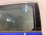 COROLLA E21 KOMBI DRZWI TYLNE PRAWE PRAWY TYŁ KOMPLETNE 8Y8 RYSA - obrazek 2