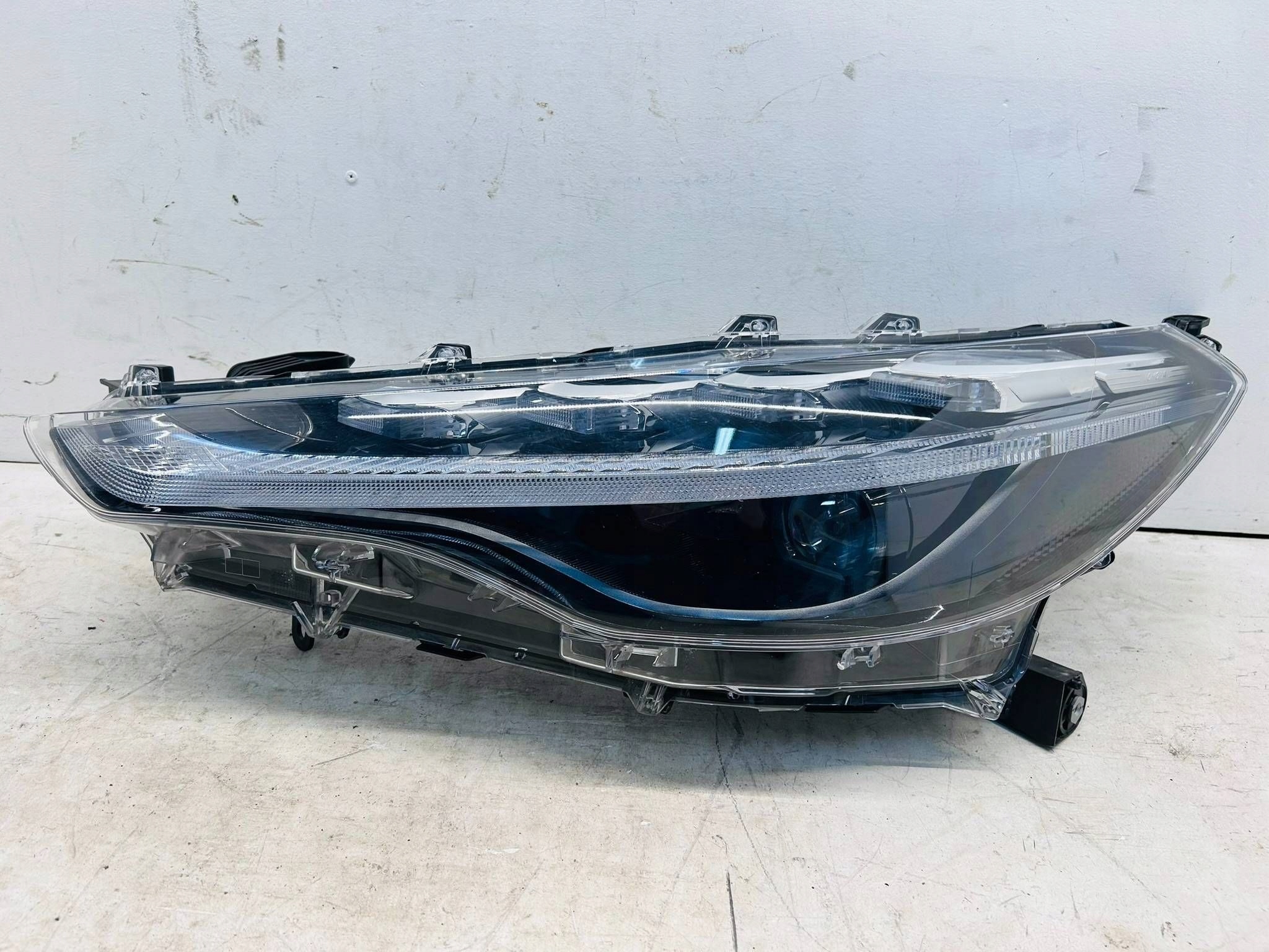 allegro-628fd544c2e7ad677f9e5937 COROLLA CROSS LAMPA PRZEDNIA LEWA LEWY PRZÓD KOMPLETNA FULL LED - obrazek 1